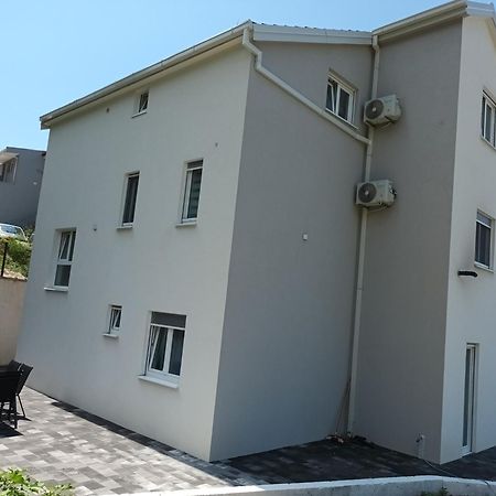 Apartmani Tolj Makarska Exterior foto